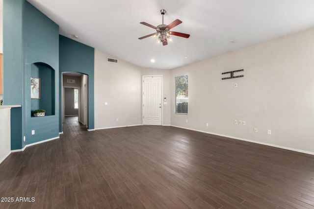 939 S ROCA Street, Gilbert, AZ 85296