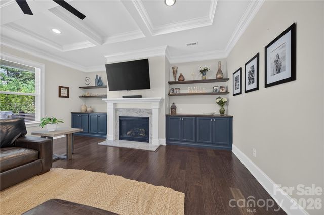 5110 Harwich Circle, Matthews, NC 28104