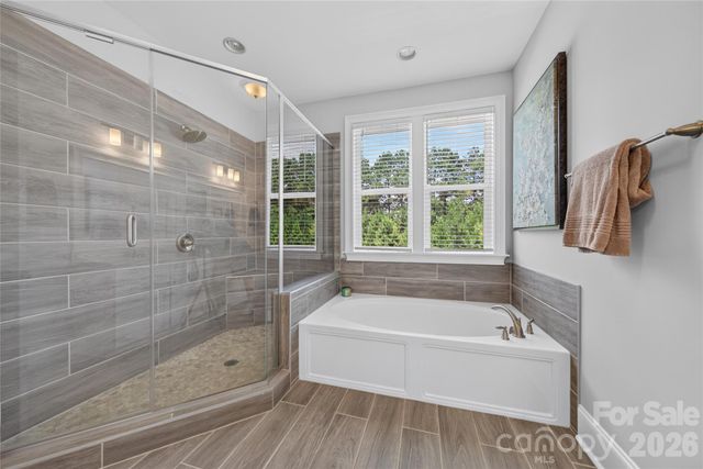 5110 Harwich Circle, Matthews, NC 28104