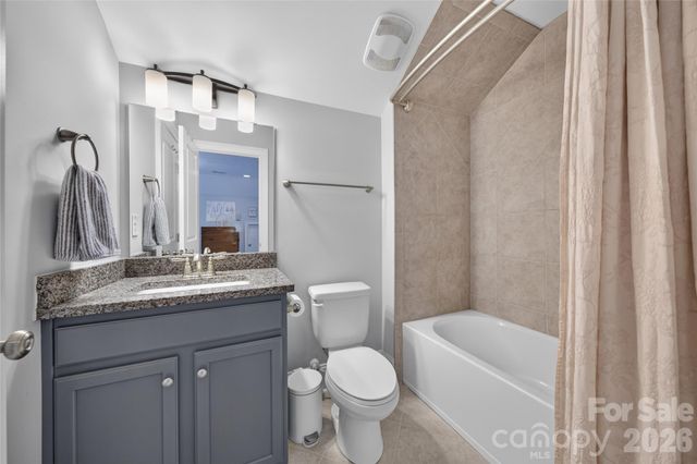 5110 Harwich Circle, Matthews, NC 28104
