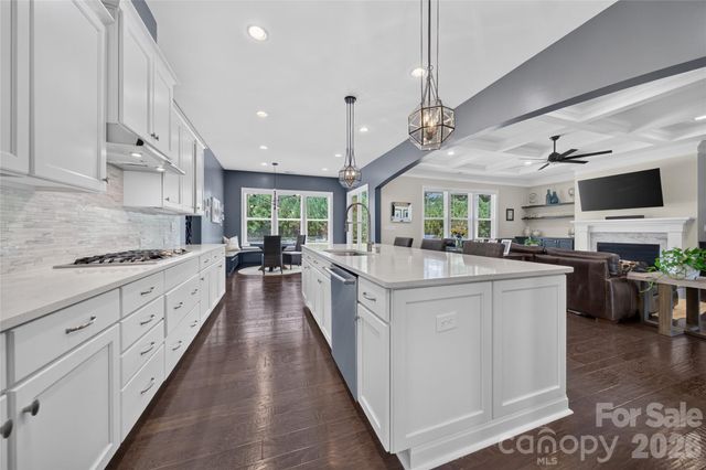 5110 Harwich Circle, Matthews, NC 28104