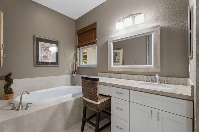 3356 SW Porpoise Circle, Stuart, FL 34997