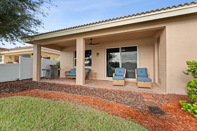 3356 SW Porpoise Circle, Stuart, FL 34997