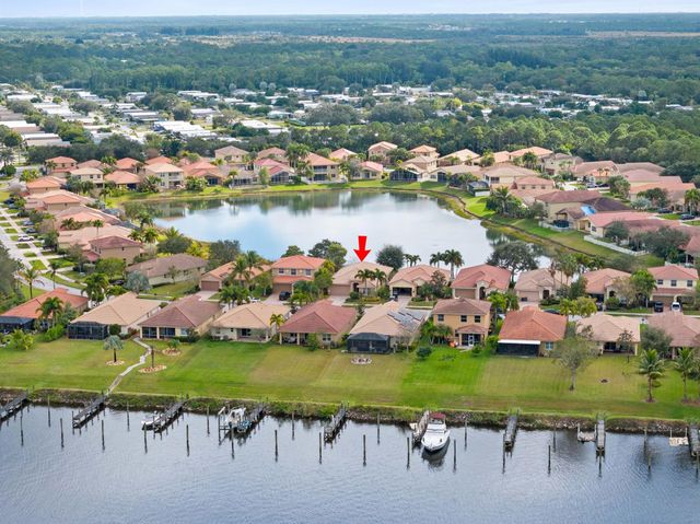 3356 SW Porpoise Circle, Stuart, FL 34997