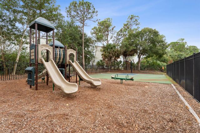 3356 SW Porpoise Circle, Stuart, FL 34997