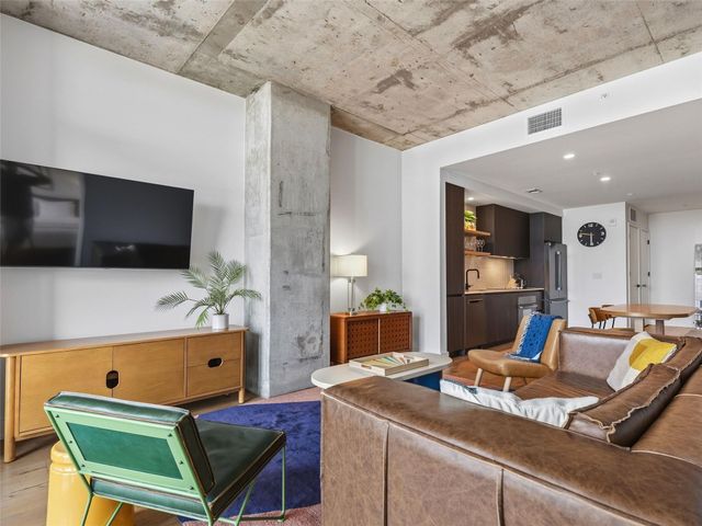 48 East Ave 2011, Austin, TX 78701