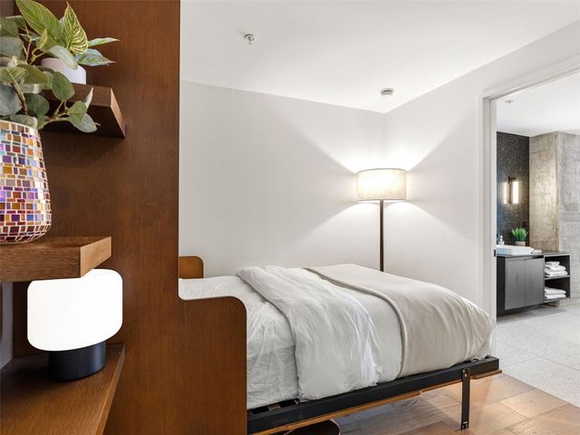 48 East Ave 2011, Austin, TX 78701