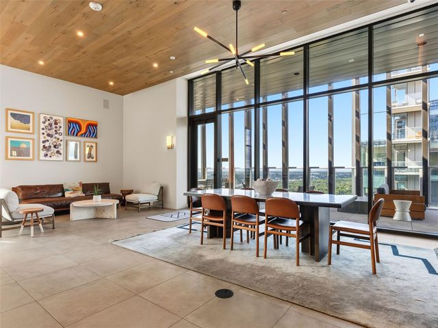 48 East Ave 2011, Austin, TX 78701