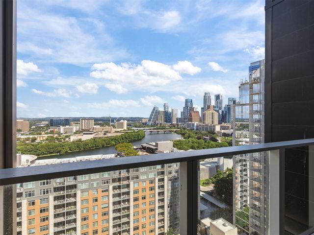 48 East Ave 2011, Austin, TX 78701