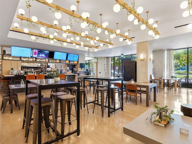 48 East Ave 2011, Austin, TX 78701