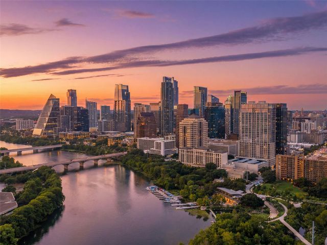 48 East Ave 2011, Austin, TX 78701