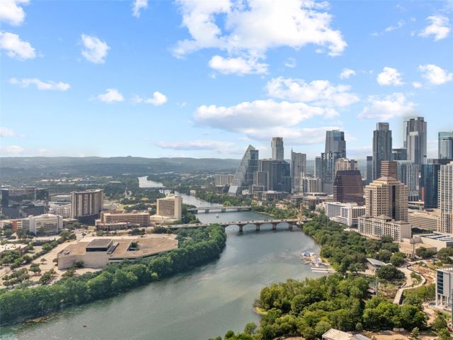 48 East Ave 2011, Austin, TX 78701