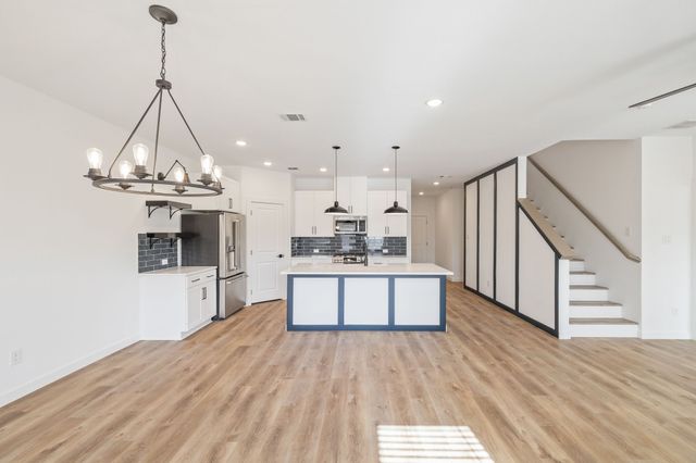 517 Ridgewood Drive, Van Alstyne, TX 75495