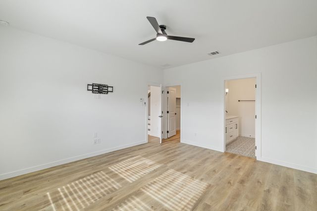 517 Ridgewood Drive, Van Alstyne, TX 75495