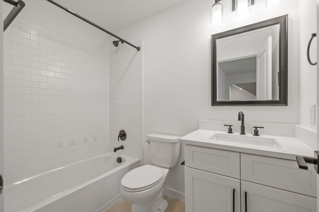 517 Ridgewood Drive, Van Alstyne, TX 75495