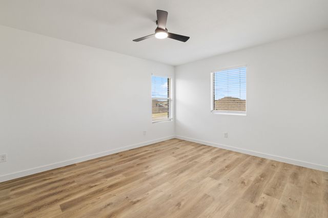 517 Ridgewood Drive, Van Alstyne, TX 75495