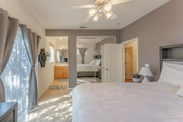 2919 Las Flores Circle, Los Banos, CA 93635