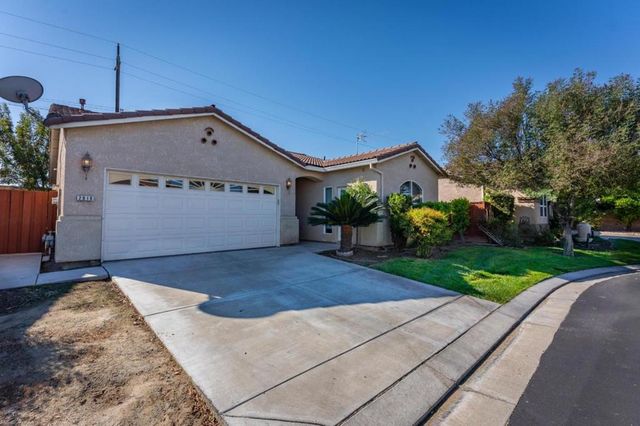 2919 Las Flores Circle, Los Banos, CA 93635
