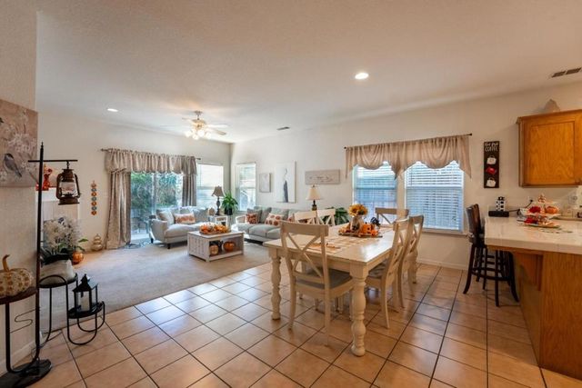 2919 Las Flores Circle, Los Banos, CA 93635