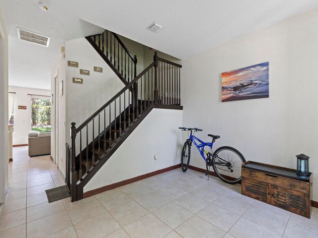 9945 E Villa Circle, Vero Beach, FL 32966