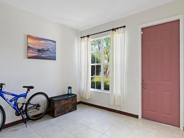 9945 E Villa Circle, Vero Beach, FL 32966