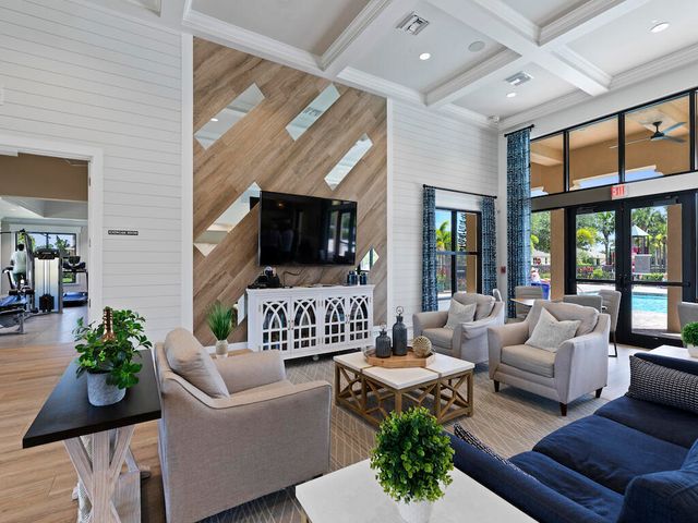 9945 E Villa Circle, Vero Beach, FL 32966