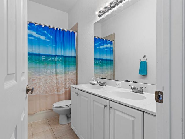 9945 E Villa Circle, Vero Beach, FL 32966