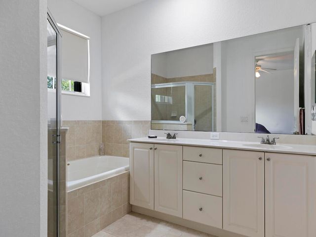 9945 E Villa Circle, Vero Beach, FL 32966