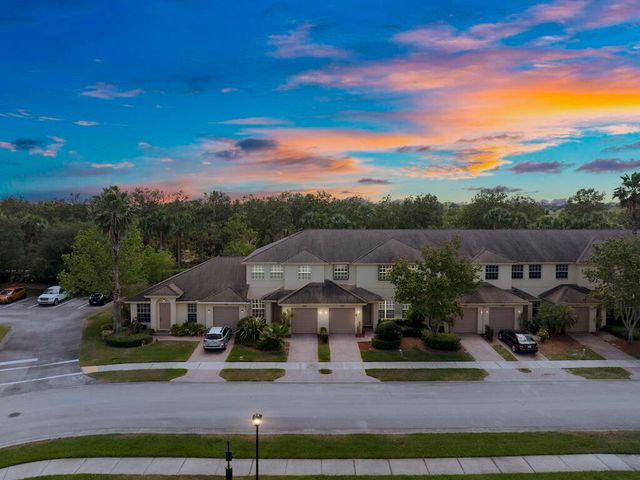 9945 E Villa Circle, Vero Beach, FL 32966