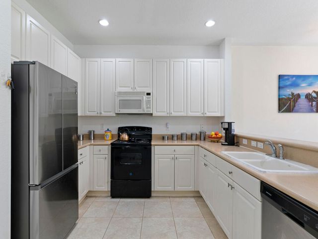 9945 E Villa Circle, Vero Beach, FL 32966