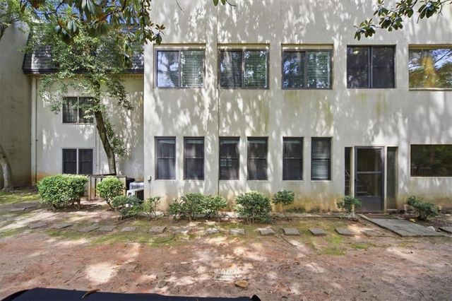 80 Chaumont Square NW, Atlanta, GA 30327