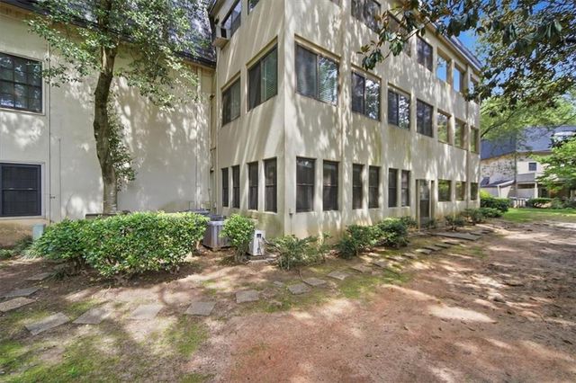 80 Chaumont Square NW, Atlanta, GA 30327