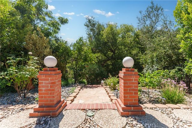 1151 Westcreek Lane, Westlake Village, CA 91362
