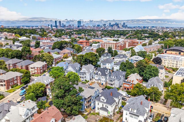 16 Pasadena Rd 3, Boston, MA 02121