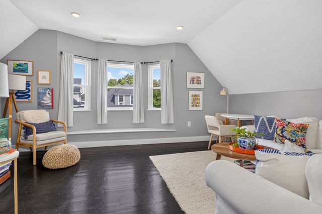 16 Pasadena Rd 3, Boston, MA 02121