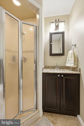 9 MELODY CT, Mount Holly, NJ 08060