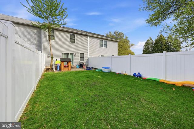 9 MELODY CT, Mount Holly, NJ 08060