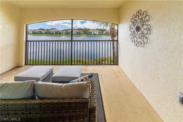 9521 Avellino WAY 2426, Naples, FL 34113