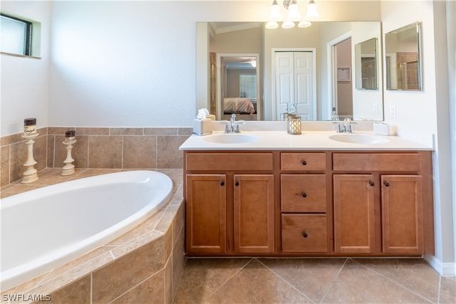 9521 Avellino WAY 2426, Naples, FL 34113