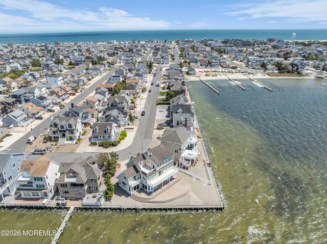 354 Roberts Avenue, Seaside Park, NJ 08752