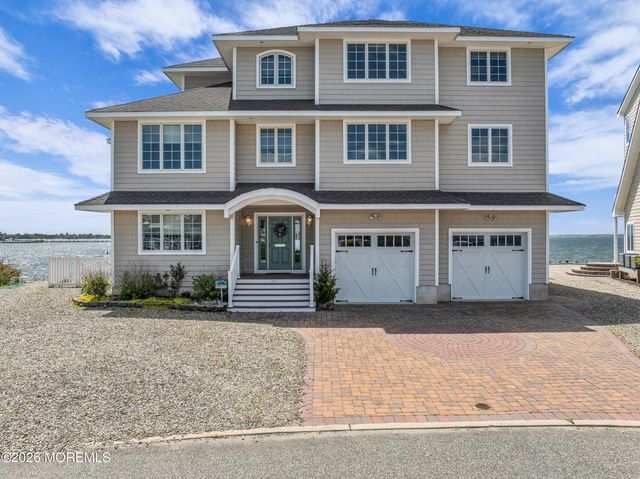 354 Roberts Avenue, Seaside Park, NJ 08752