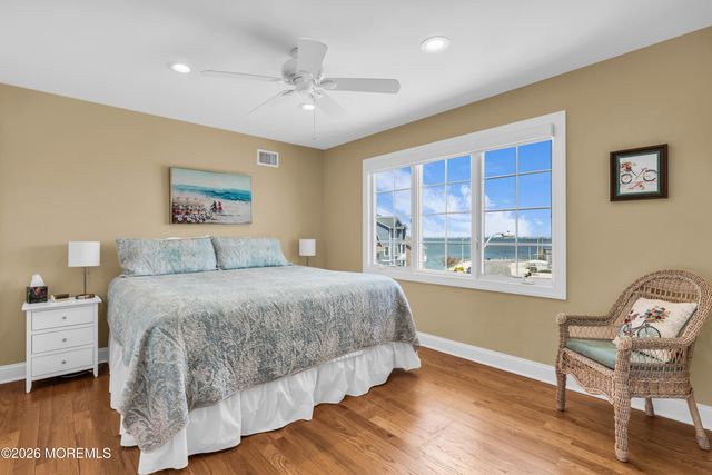 354 Roberts Avenue, Seaside Park, NJ 08752