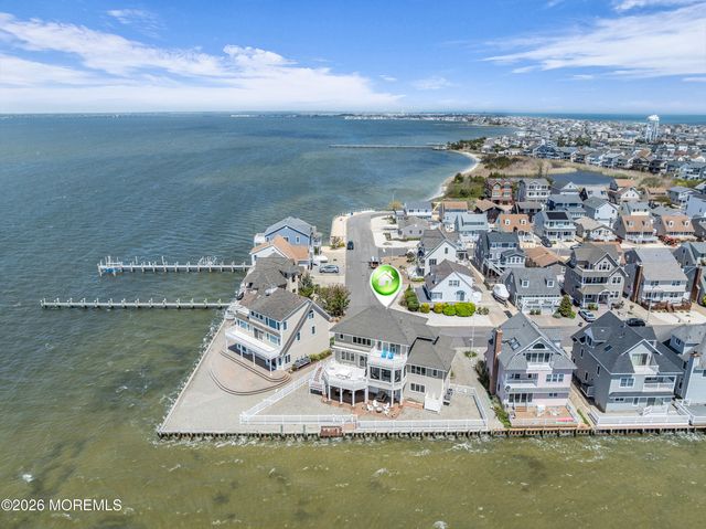 354 Roberts Avenue, Seaside Park, NJ 08752