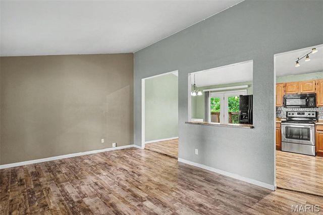 120 Cedar Ridge Drive, Pacific, MO 63069