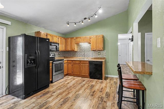 120 Cedar Ridge Drive, Pacific, MO 63069