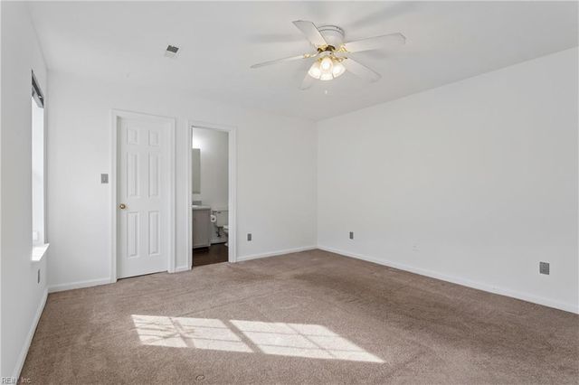57 N Lake LOOP, Hampton, VA 23666