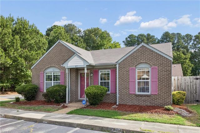 57 N Lake LOOP, Hampton, VA 23666