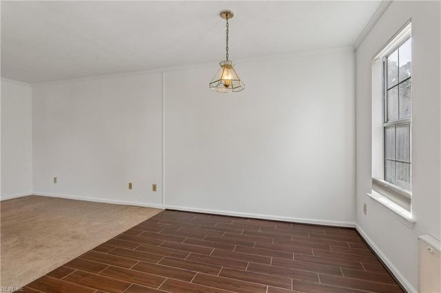 57 N Lake LOOP, Hampton, VA 23666