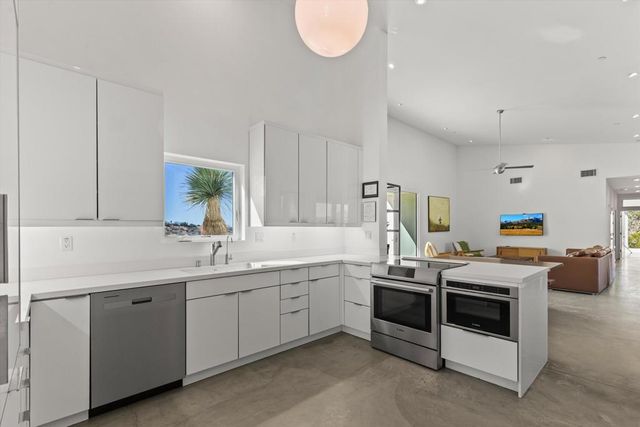 8825 Lilley Road, Joshua Tree, CA 92252