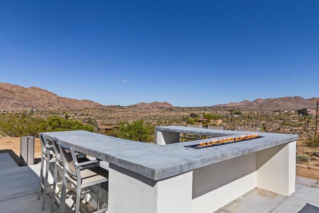 8825 Lilley Road, Joshua Tree, CA 92252